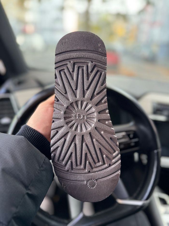 Mule ugg magnifique marron taille 38 - photo numéro 4