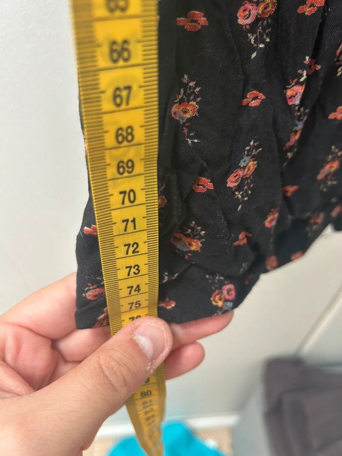 Jupe longue noir avec fleurs vintage taille élastique et fermeture dans le dos - photo numéro 5