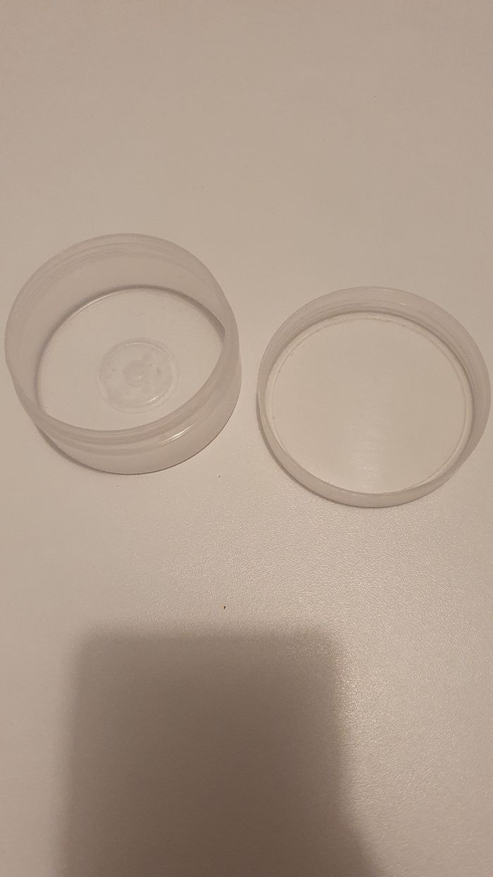 Pot en plastique neuf - photo numéro 2