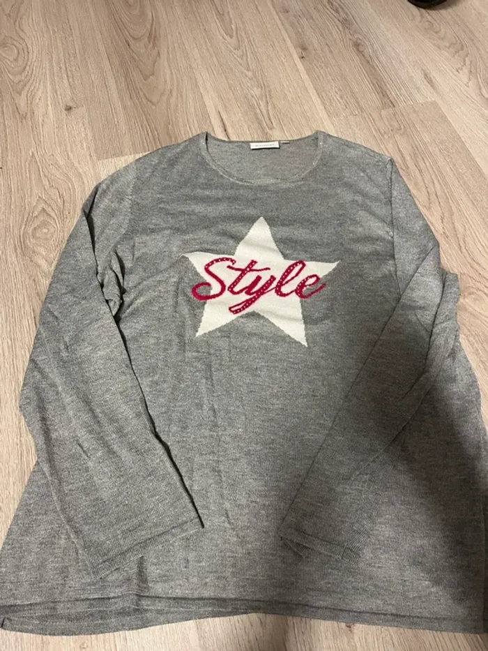 Pull fin gris