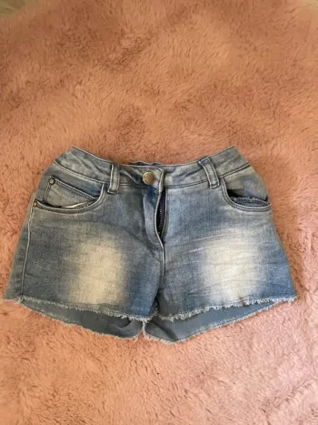 Short jean bleu court
