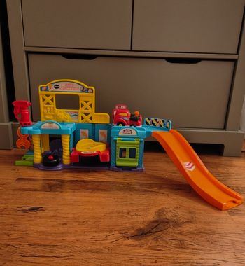 Jouet Tut Tut bolide