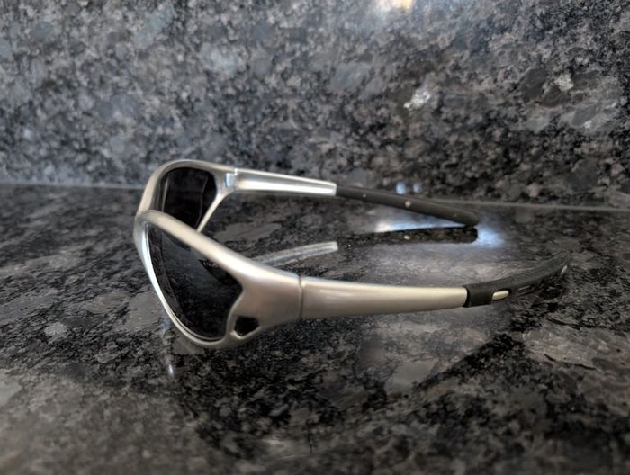 Lunettes de soleil sport - photo numéro 2