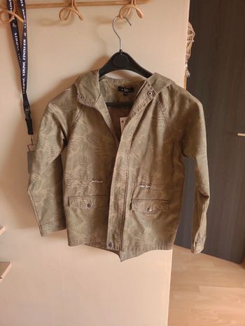 Veste imper kaki neuve 9/10 ans
