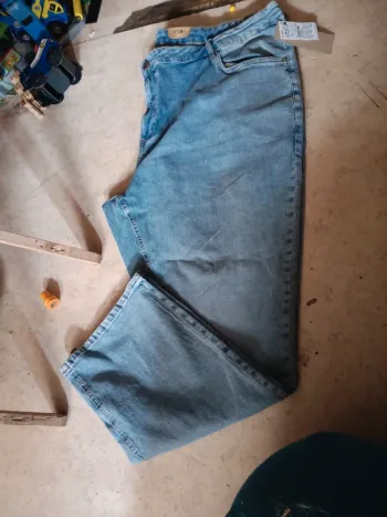 Jean grande taille kiabi neuf t.62