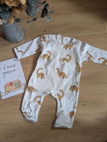 Pyjama dinosaure Kiabi en velours 6 mois