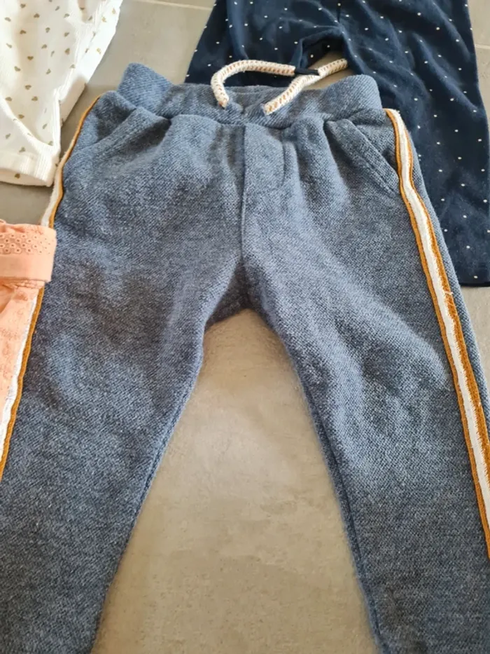 Lot pantalon 12mois - photo numéro 5