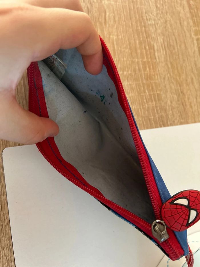 Trousse rentrée spider-man - photo numéro 3