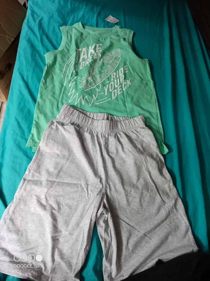Ensemble d'été ou pyjama garçon