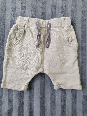 1 mois pantalon jogging sarouel Kiabi