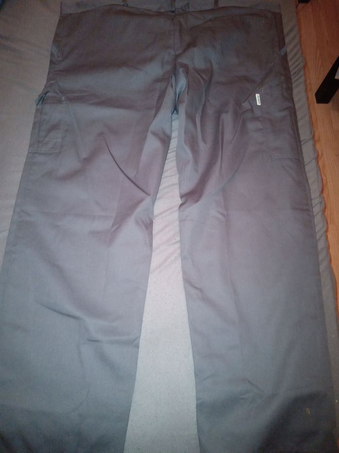 Pantalon travail 6xl jamais porté - photo numéro 2