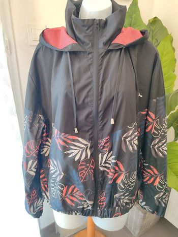 Veste légère fleurie