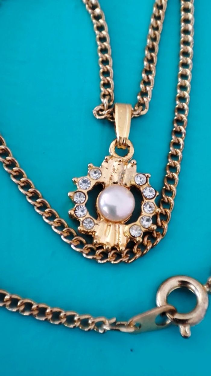 Collier pendentif doré - photo numéro 2