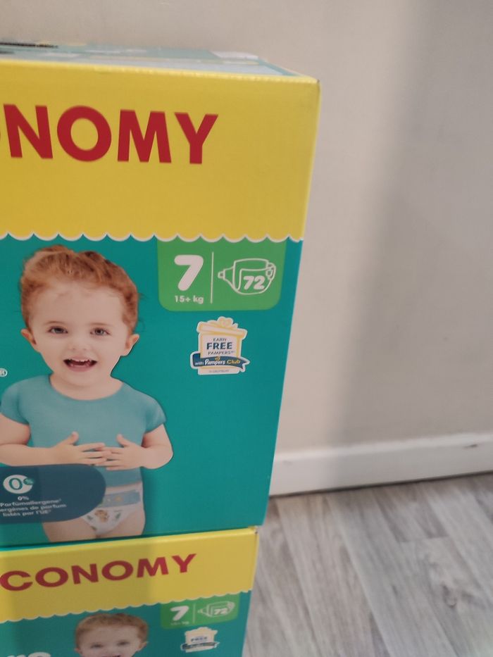 Couche Pampers taille 7 - photo numéro 2