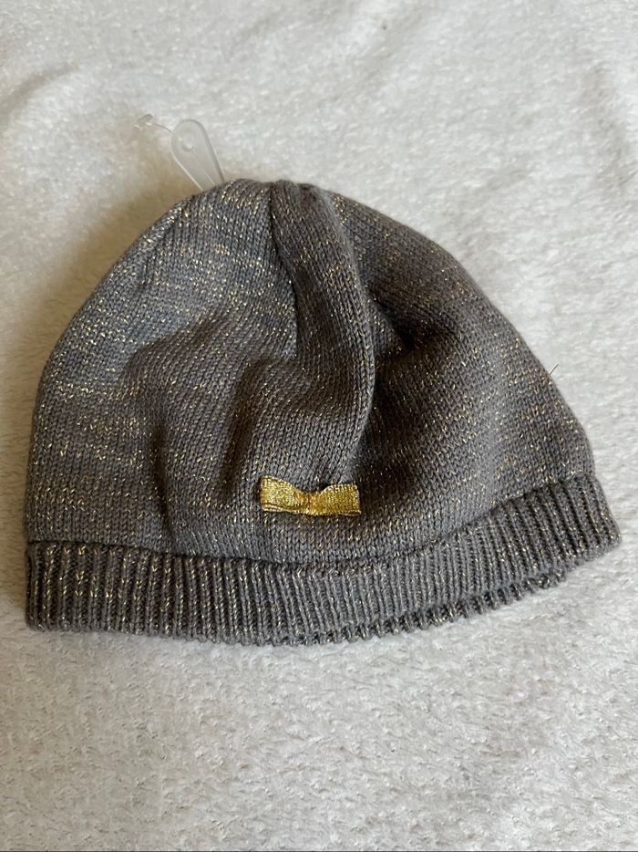 Bonnet bébé fille Taille 6/9 mois Neuf - photo numéro 2