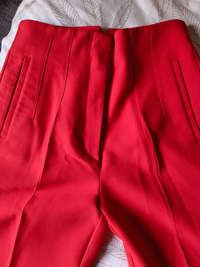 Pantalon Zara a pince rouge M - photo numéro 2