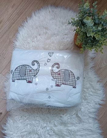 Fond de parc / tapis de parc Roba neuf 