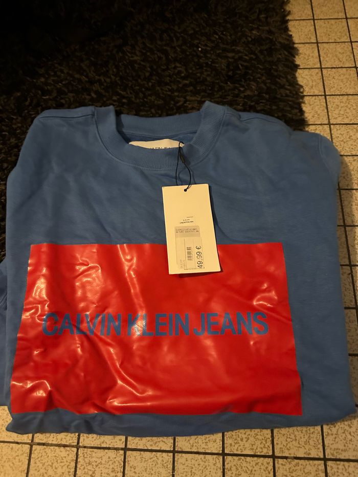 Pull Calvin Klein - photo numéro 7