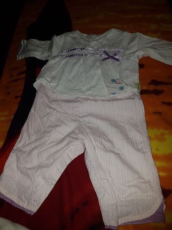 Combinaison. 6 mois.