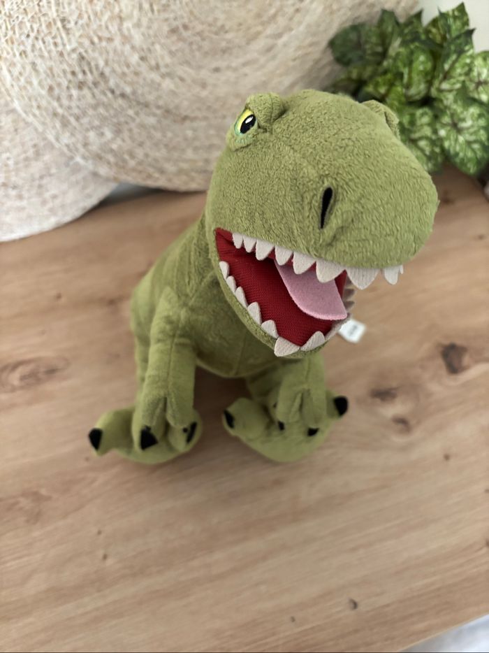 Doudou dinosaure vert kaki IKEA - photo numéro 3