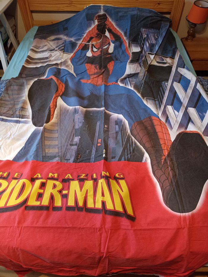 Housse couette et coussin spiderman