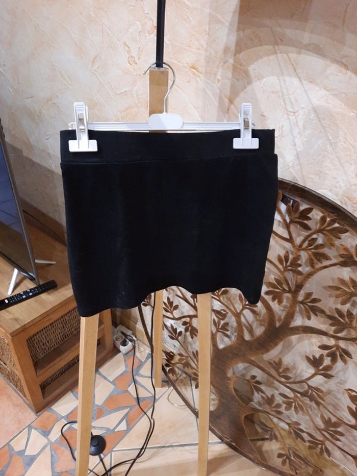 Mini jupe noir - photo numéro 4