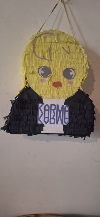 Pinata karma k-pop 