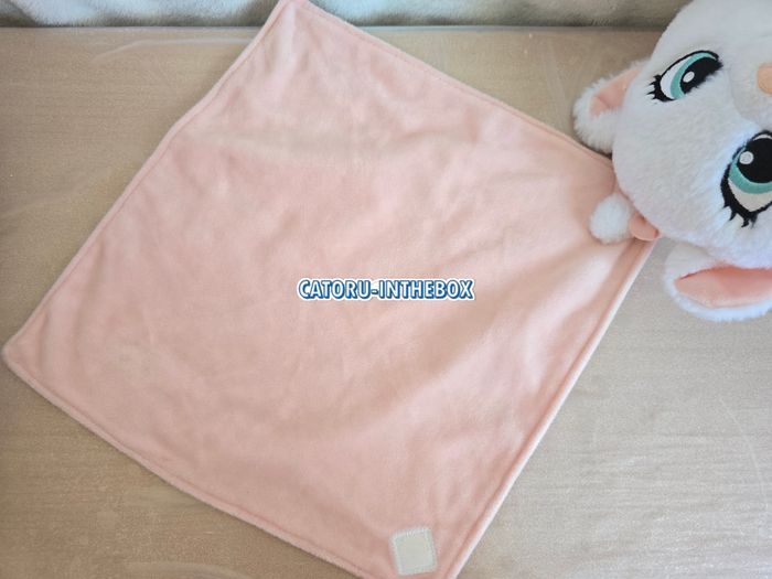 Doudou peluche avec couverture / Comforter Disney Aristochats Marie Aristocats - photo numéro 3