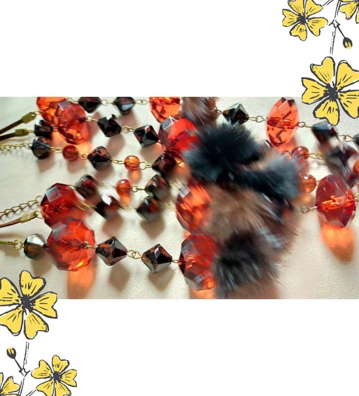 Collier original multirangs - Perles ambrées et noires + pompons fourrure – Collection PMN - photo numéro 12
