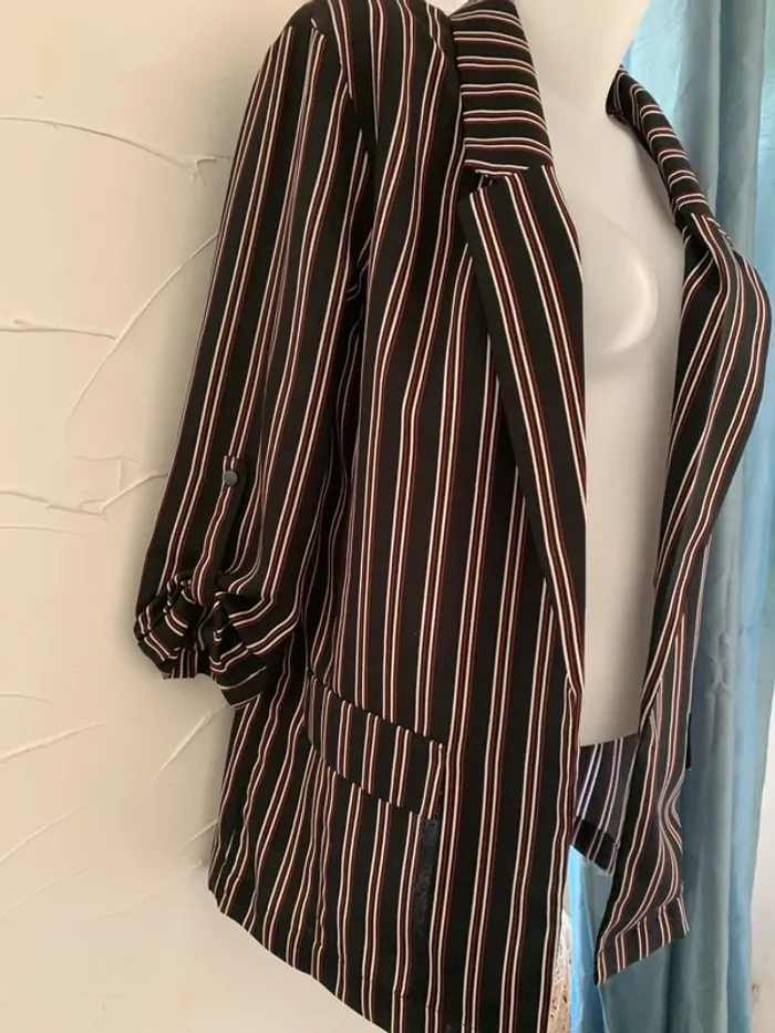 blazer rayé noir rouge blancPinkie taille 38 - photo numéro 4
