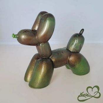 Chien vert et marron