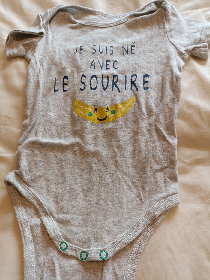 body manches courtes 12 mois - photo numéro 8