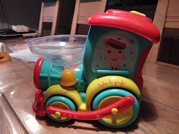 Sophie la Girafe Magik Pop train