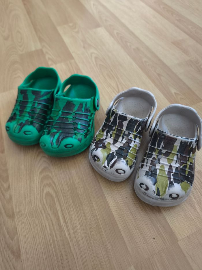 Lot 4 paires de crocs et tongs - photo numéro 6