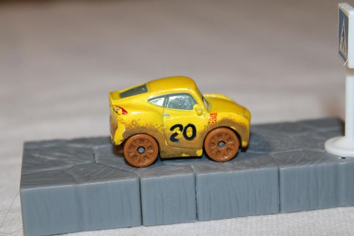 Disney Pixar mini racer - photo numéro 6