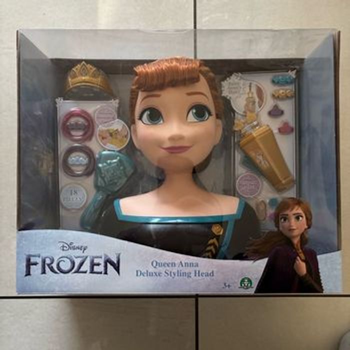 Tête à coiffer Anna