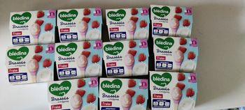 11 lots de 4 yaourts bebe brassé fraise