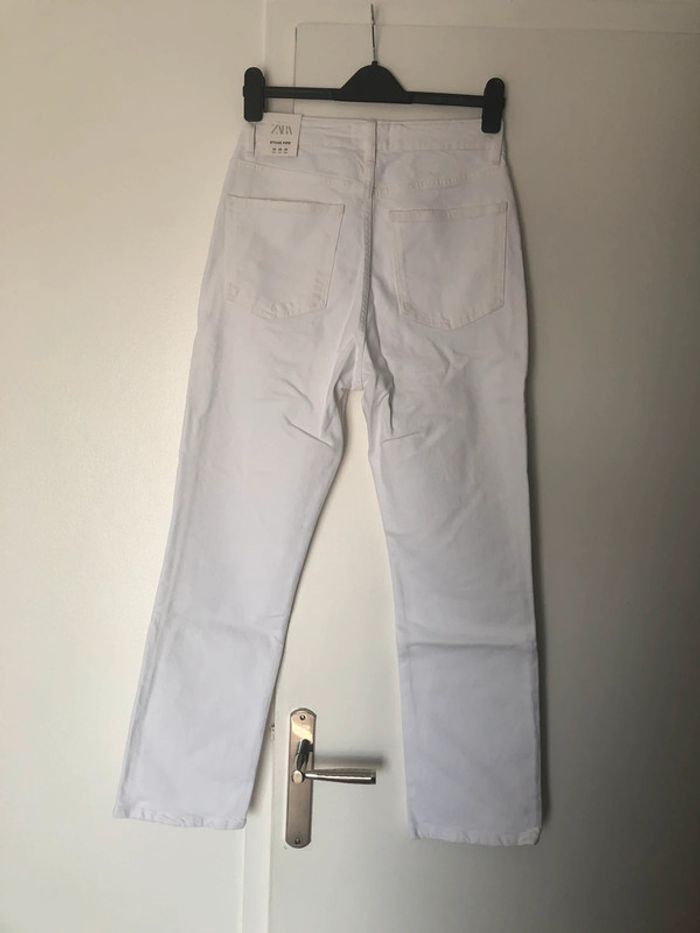 Superbe beau jean taille haute Zara stove pipe neuf avec étiquette taille 40 - photo numéro 5