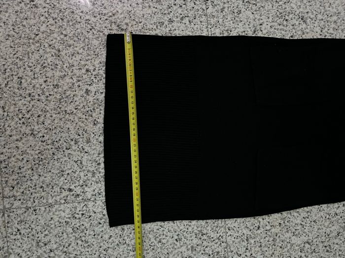 Robe noire col avec bouton S - photo numéro 4