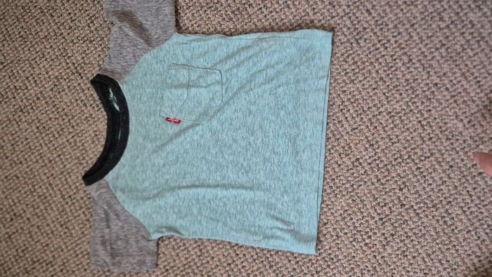 T-shirt levis 12 mois - photo numéro 2