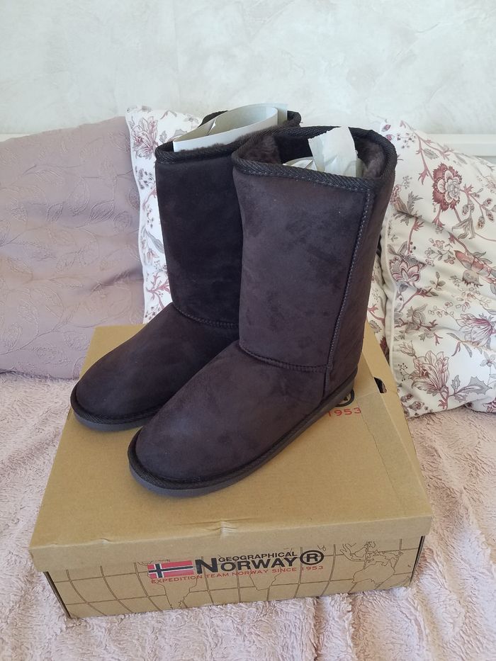 Bottes fourrees Geographical Norway t36 Neuf