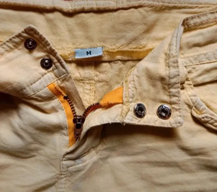 Short léger jaune clair pâle - photo numéro 6