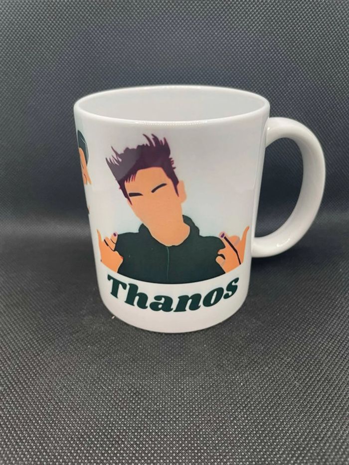 💀 Mug Thanos (Player 230) Squid Game Saison 2 🎭 - photo numéro 3