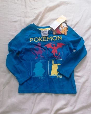 T-shirt manches longues Pokémon. 3 ans