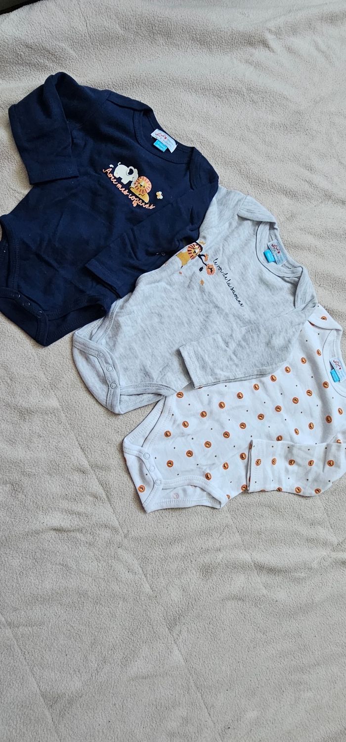 Bodies bébé manches longues - Neufs, lot de 3 - photo numéro 3