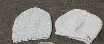 Lot de deux bonnets naissance