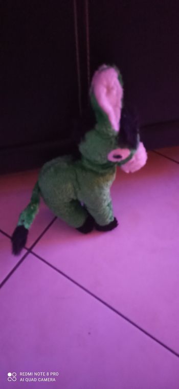Peluche ane vert