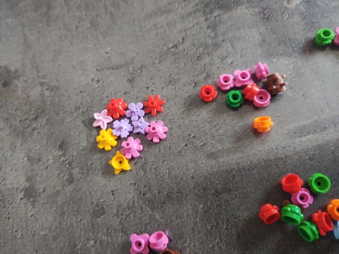 Lego lot 218 déco fleurs divers - photo numéro 5
