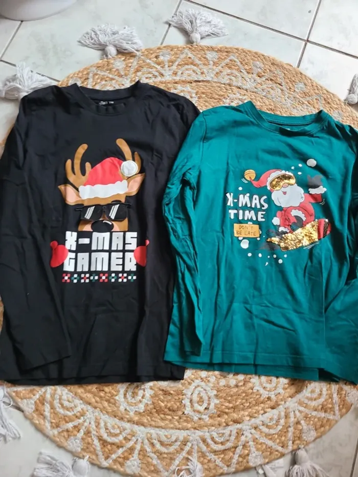 2 tee shirt ML fille Noël 12 ans