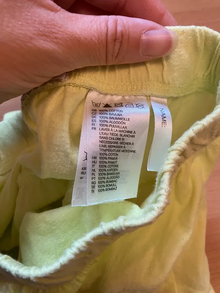 Jupe jaune H&M Taille 116 - 5-6 ans - photo numéro 3
